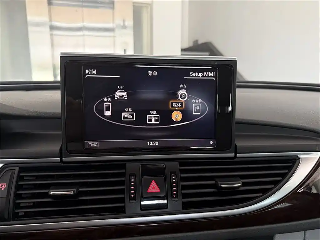 Audi A6L 2013 — фото 11