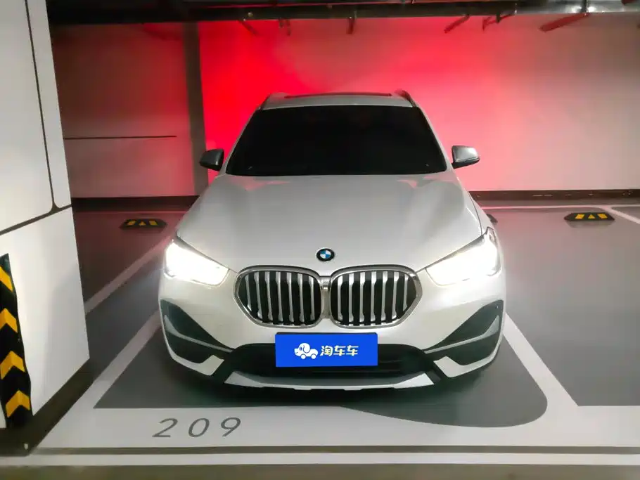 BMW X1 2021