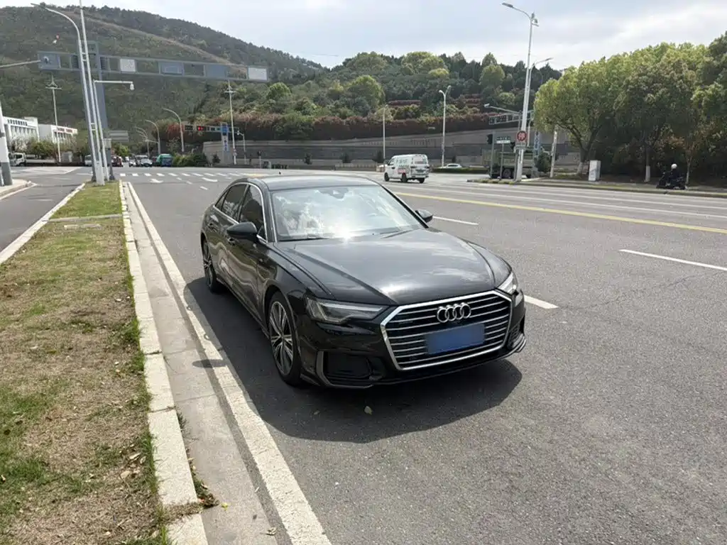 Audi A6L 2021 — фото 23