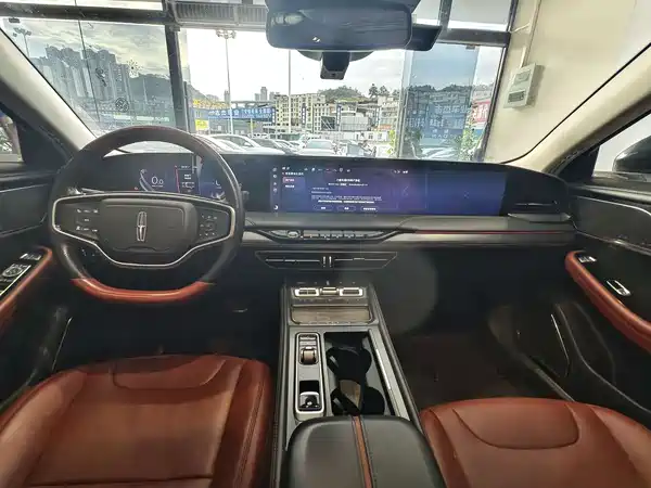 Lincoln Z 2023
