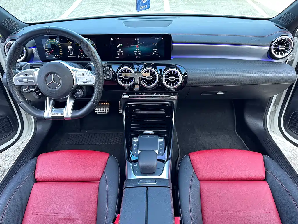 Mercedes-Benz A-Class AMG 2021 — фото 4