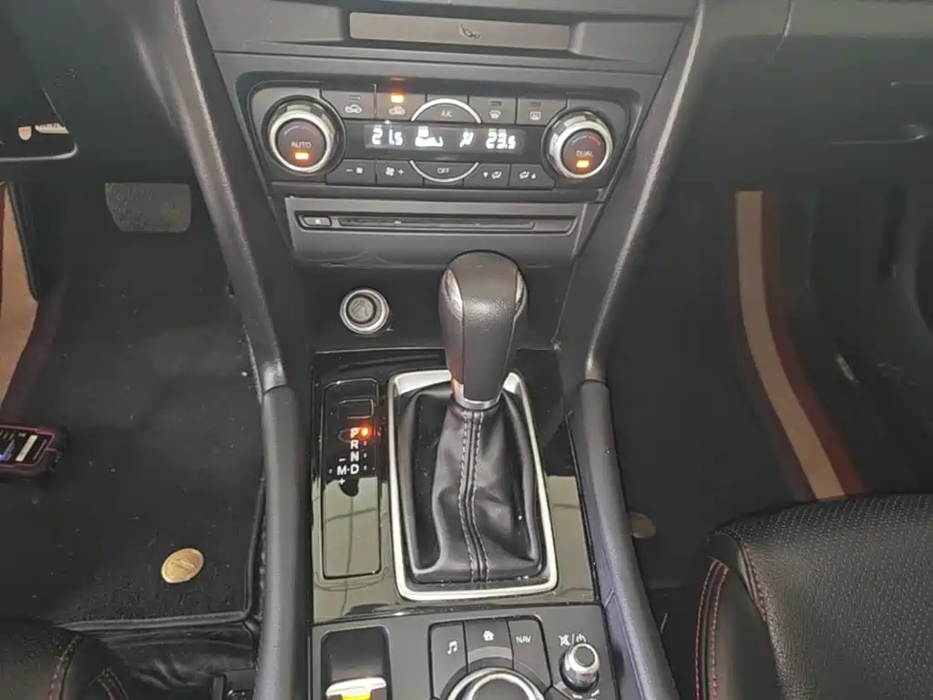 Mazda 3 Angkesela 2019 — фото 14