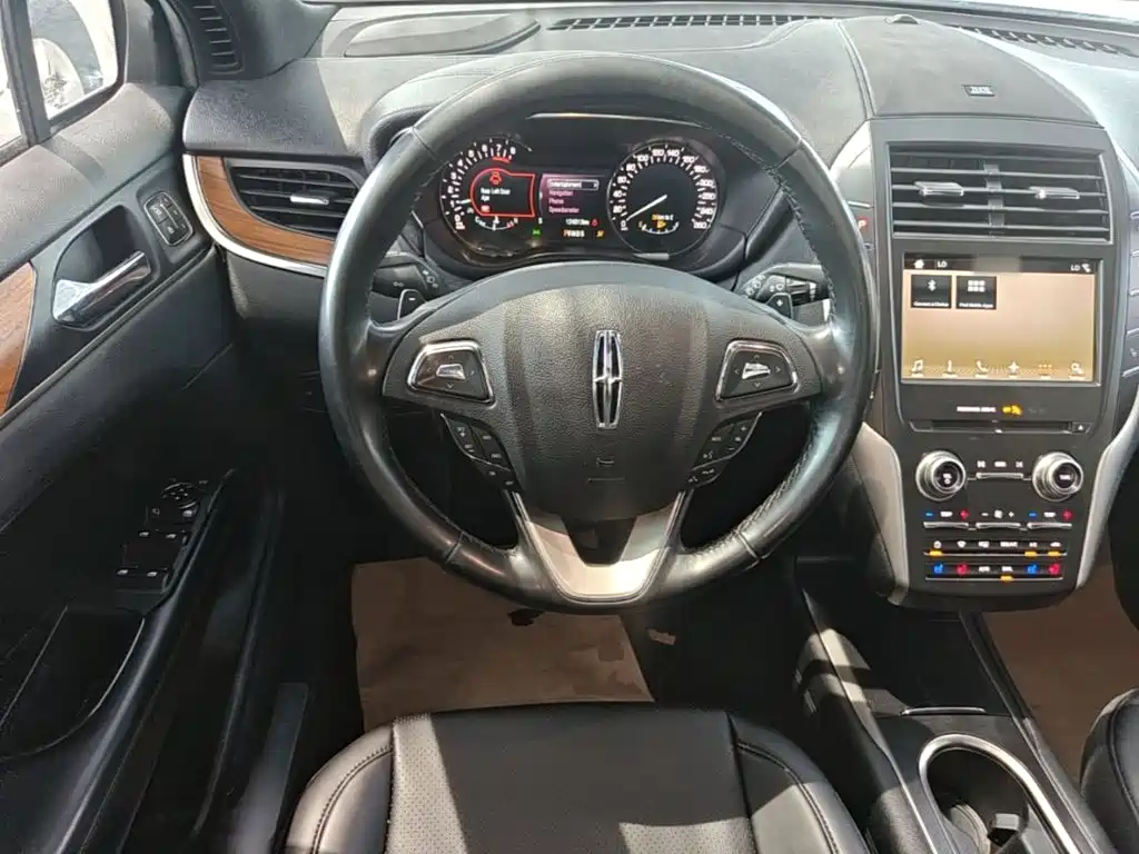 Lincoln MKC 2018 — фото 11