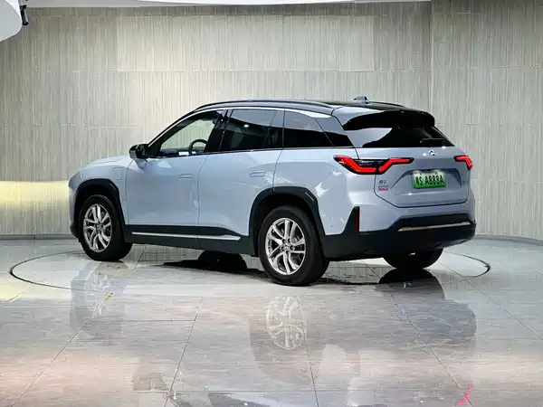 NIO ES6 2020