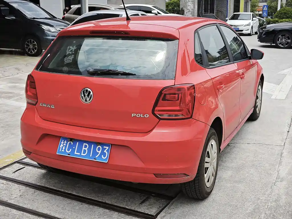 Volkswagen Polo 2016 — фото 5
