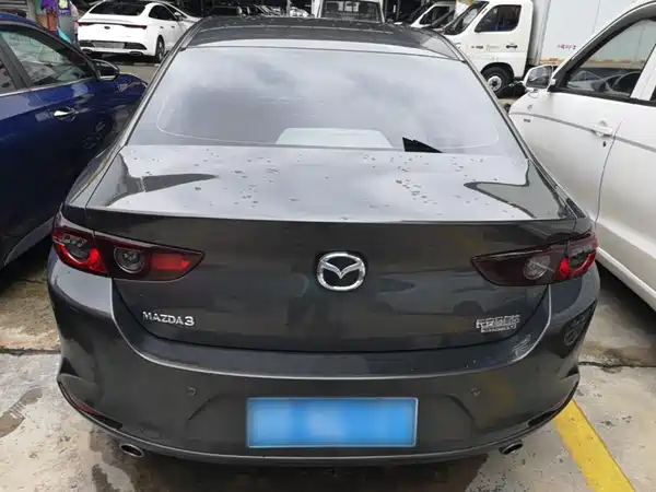 Mazda 3 Axela 2020
