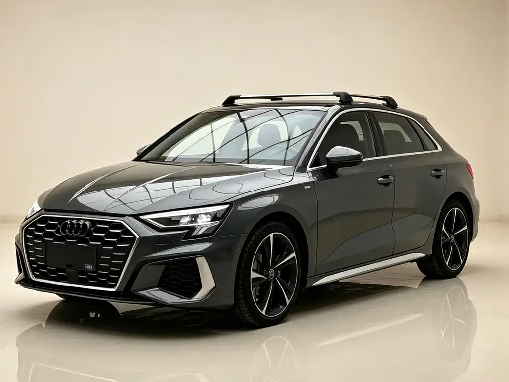 Audi A3 2023 — фото 1