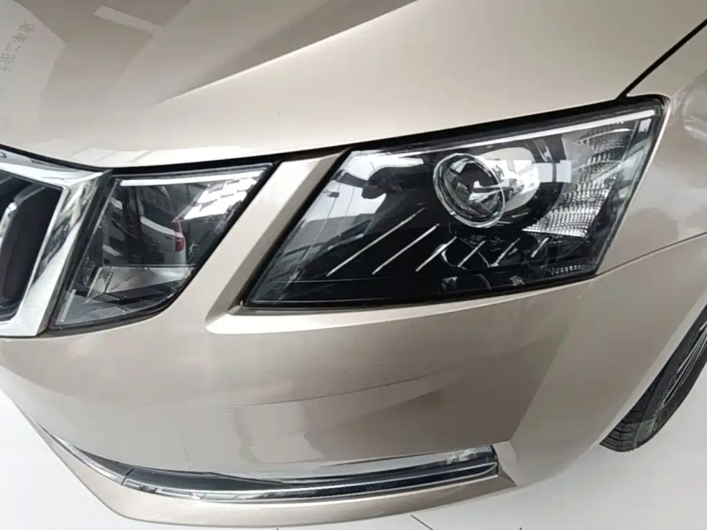 Skoda Octavia 2018 — фото 24