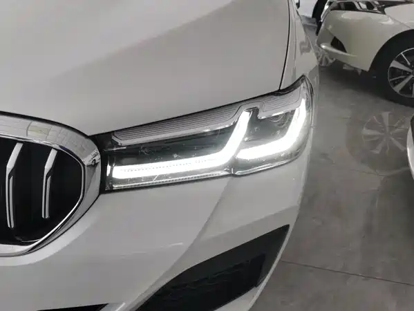 BMW 5 Series 2023
