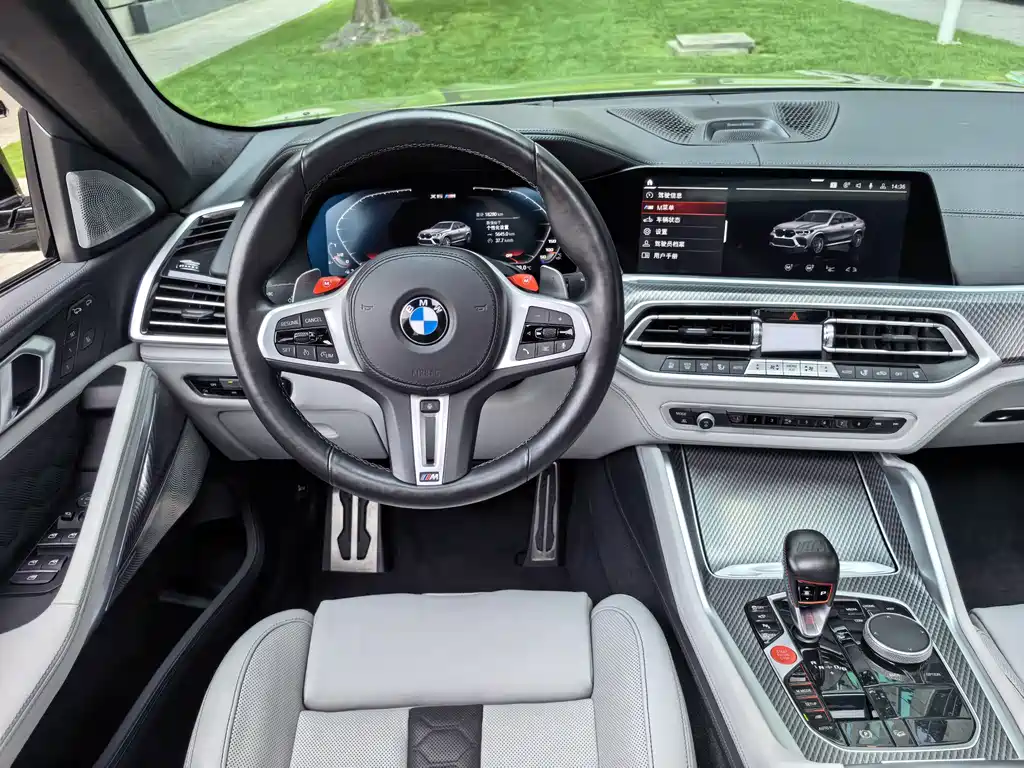 BMW X6 M 2022 — фото 14
