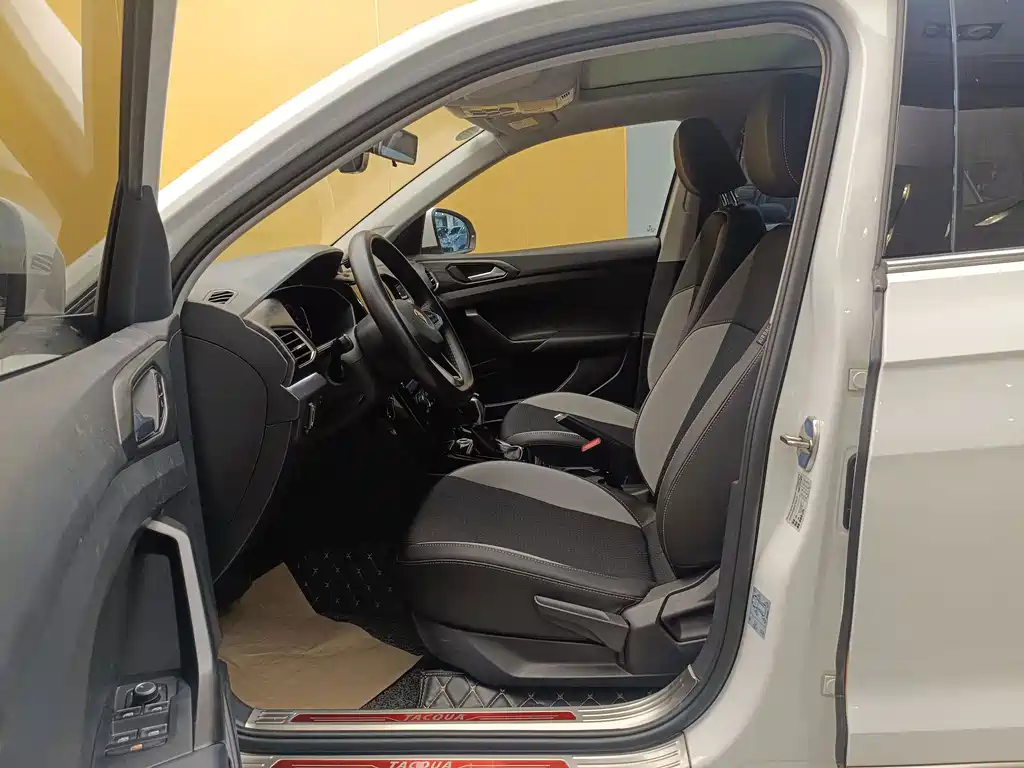 Volkswagen Tacqua 2020 — фото 13