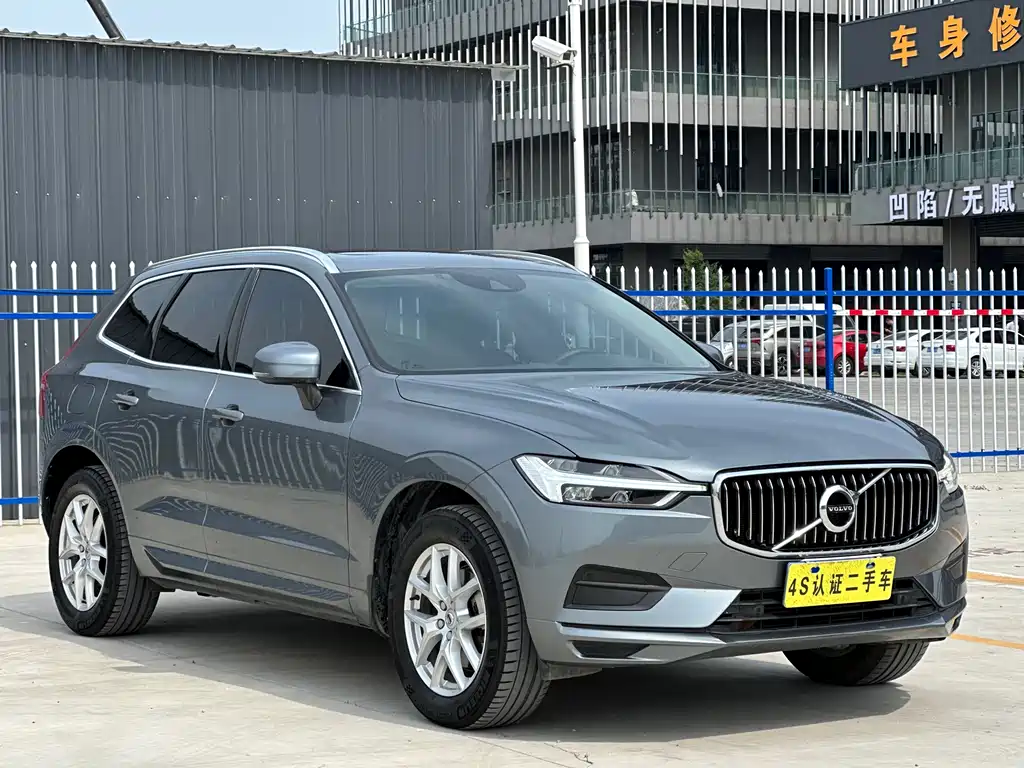 Volvo XC60 2018 — фото 3