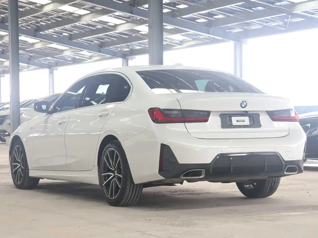 BMW 3 Series 2022
