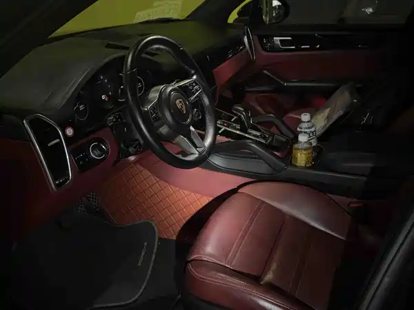 Porsche Cayenne 2019