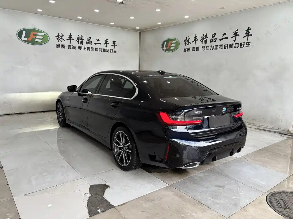 BMW 3 Series 2025