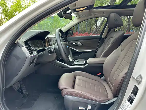 BMW 3 Series 2020