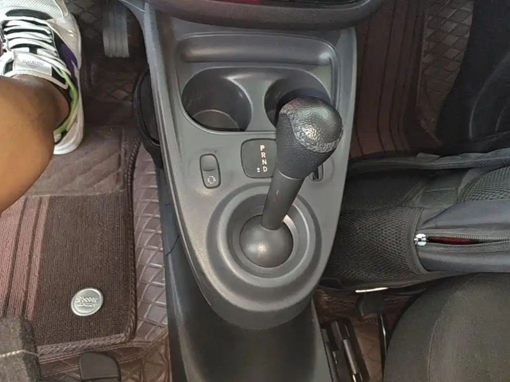 smart fortwo 2016 — фото 14