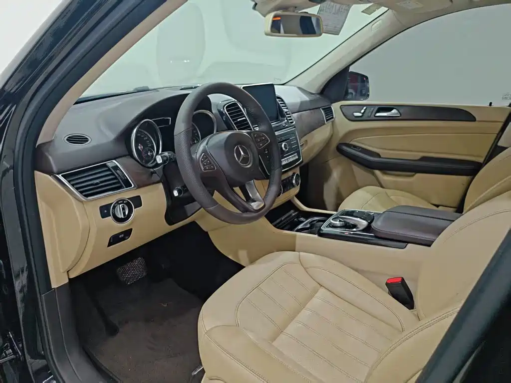 Mercedes-Benz GLE 2016
