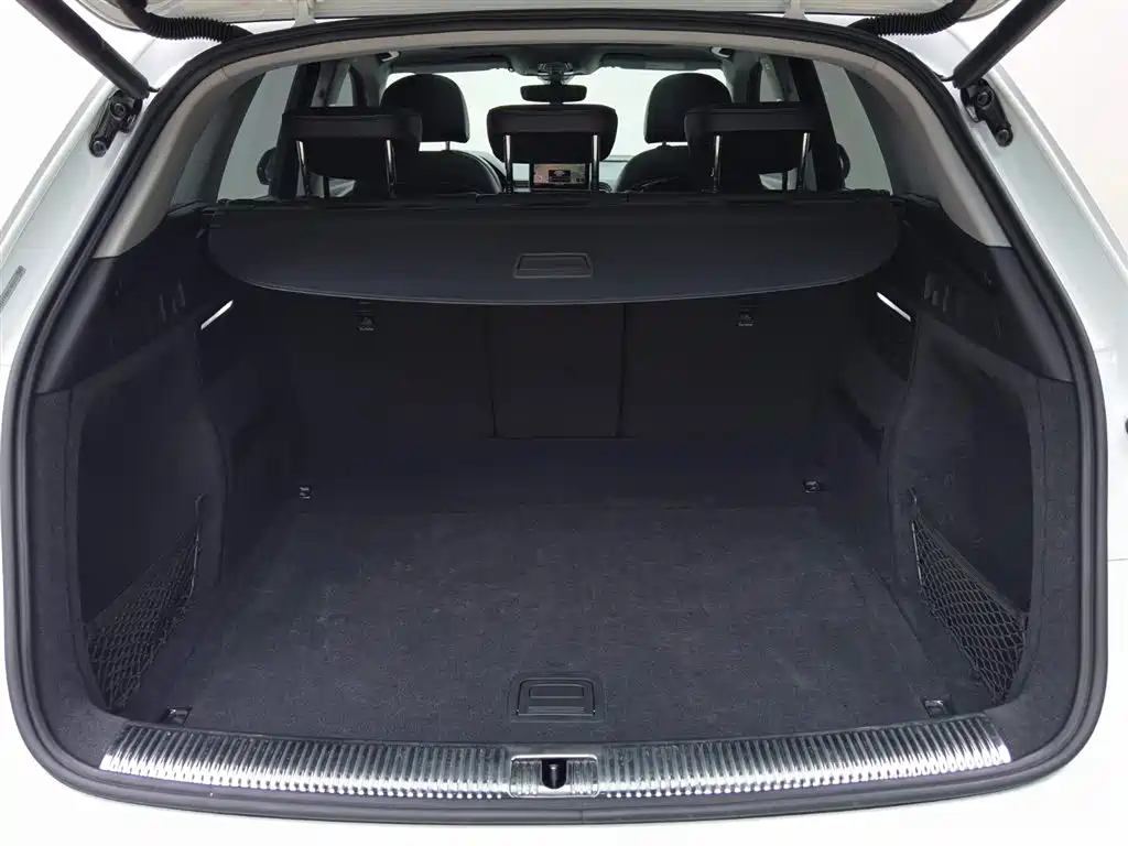 Audi Q5L 2021
