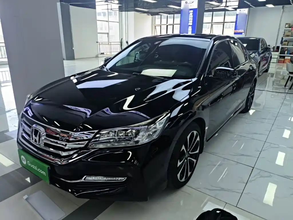 Honda Accord 2016 — фото 2