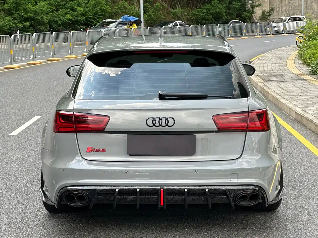 Audi RS 6 2017 — фото 9