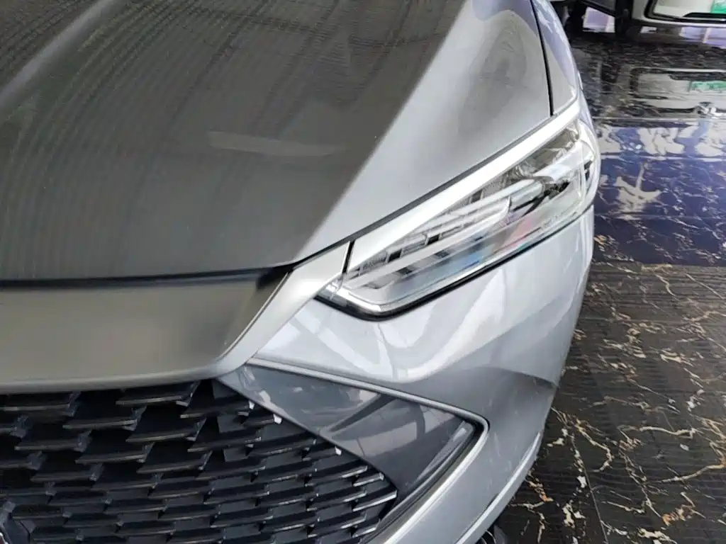 BYD Qin PLUS 2022 — фото 24