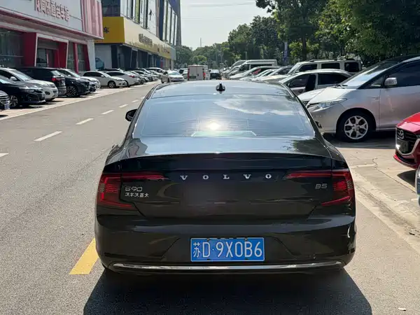 Volvo S90 2020
