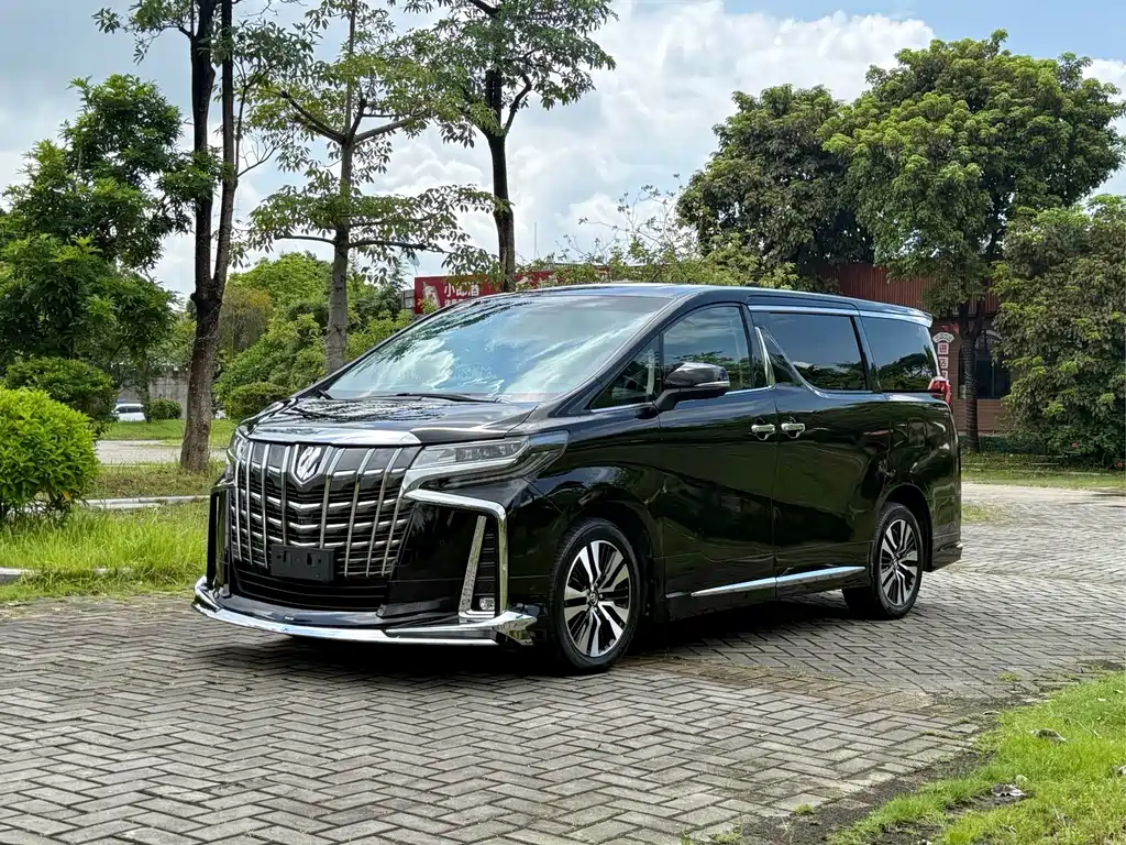 Toyota Alphard 2019 — фото 1