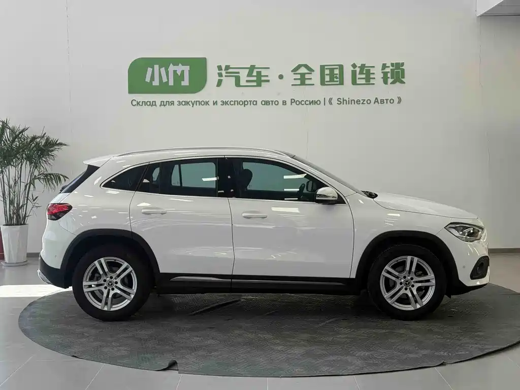 Mercedes-Benz GLA 2022