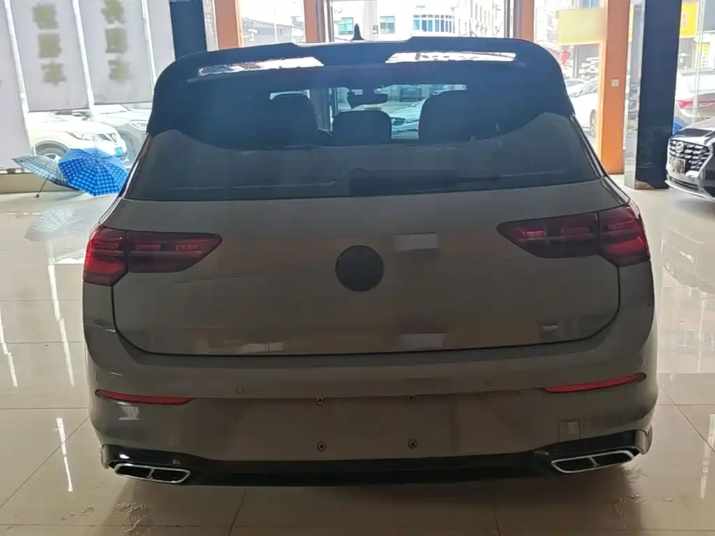 Volkswagen Golf 2022