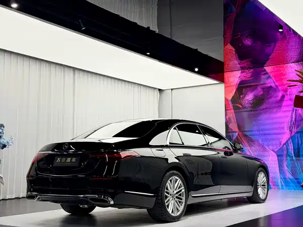 Mercedes-Benz S-Class 2022