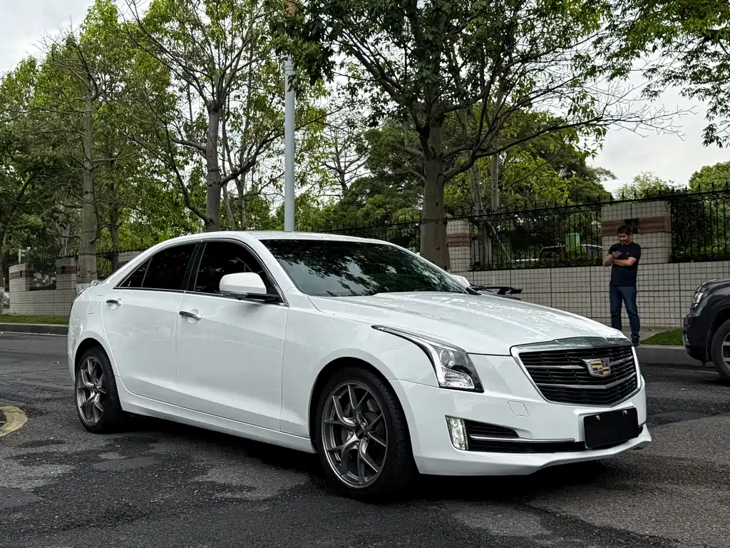 Cadillac ATS-L 2018 — фото 3