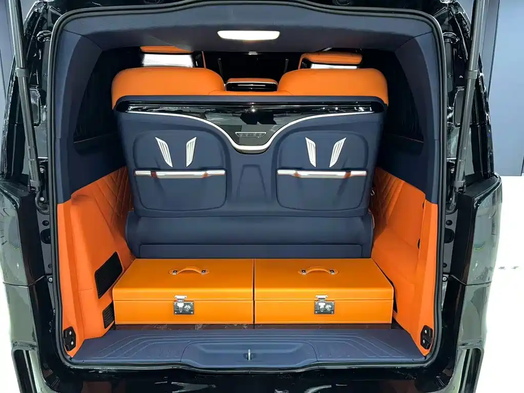 Mercedes-Benz Vito 2025 — фото 17