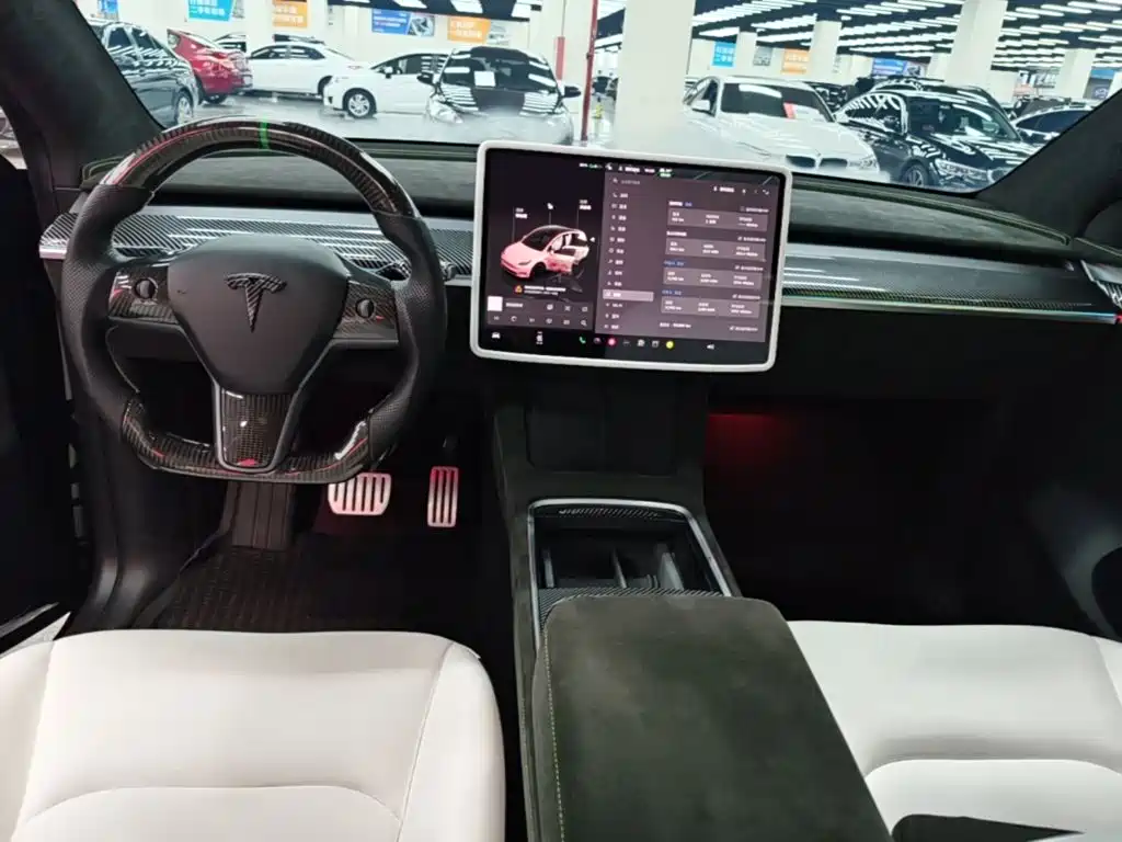 Tesla Model Y 2021 — фото 10