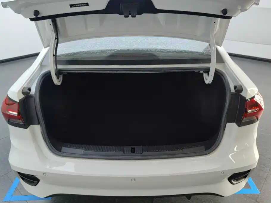 Roewe i5 2021