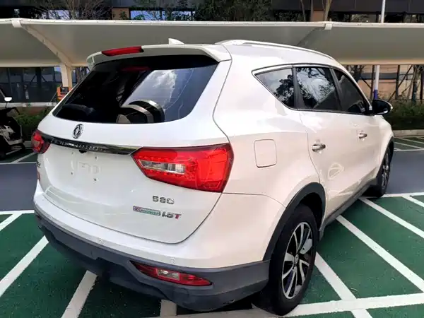 Dongfeng Scenery 580 2016