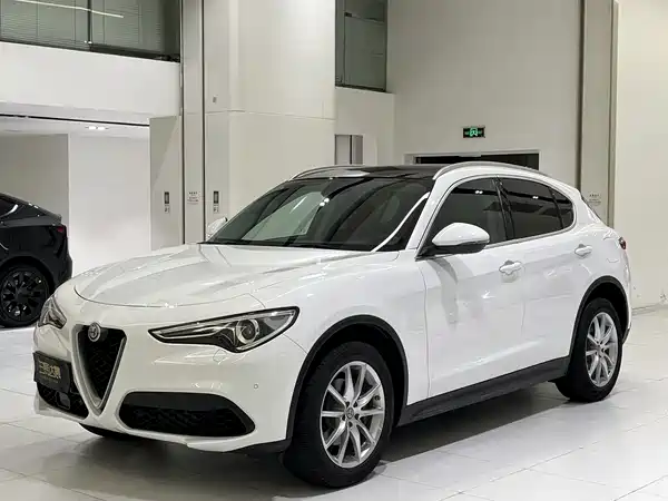 Alfa Romeo Stelvio 2018
