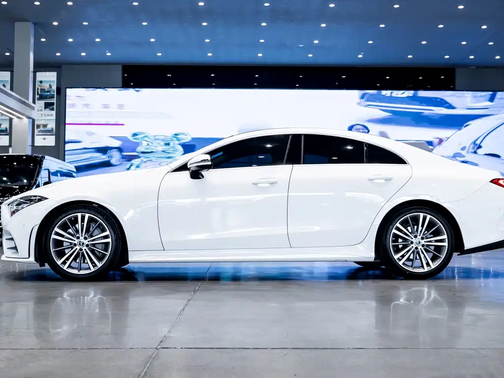 Mercedes-Benz CLS 2020 — фото 3