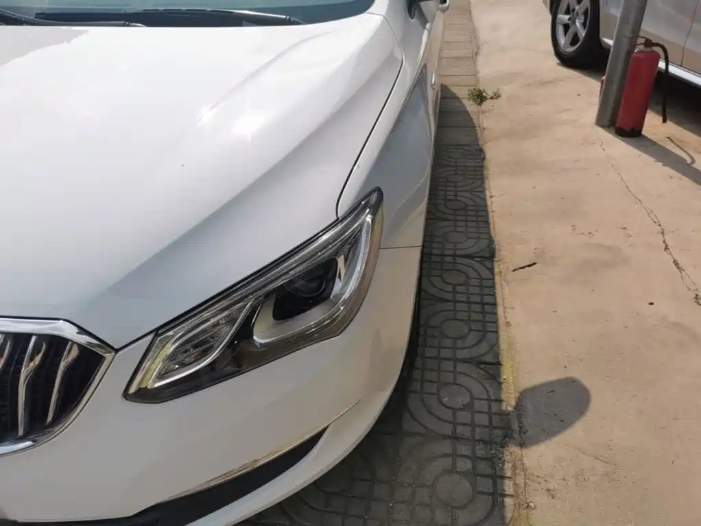 Buick Excelle GT 2017 — фото 24