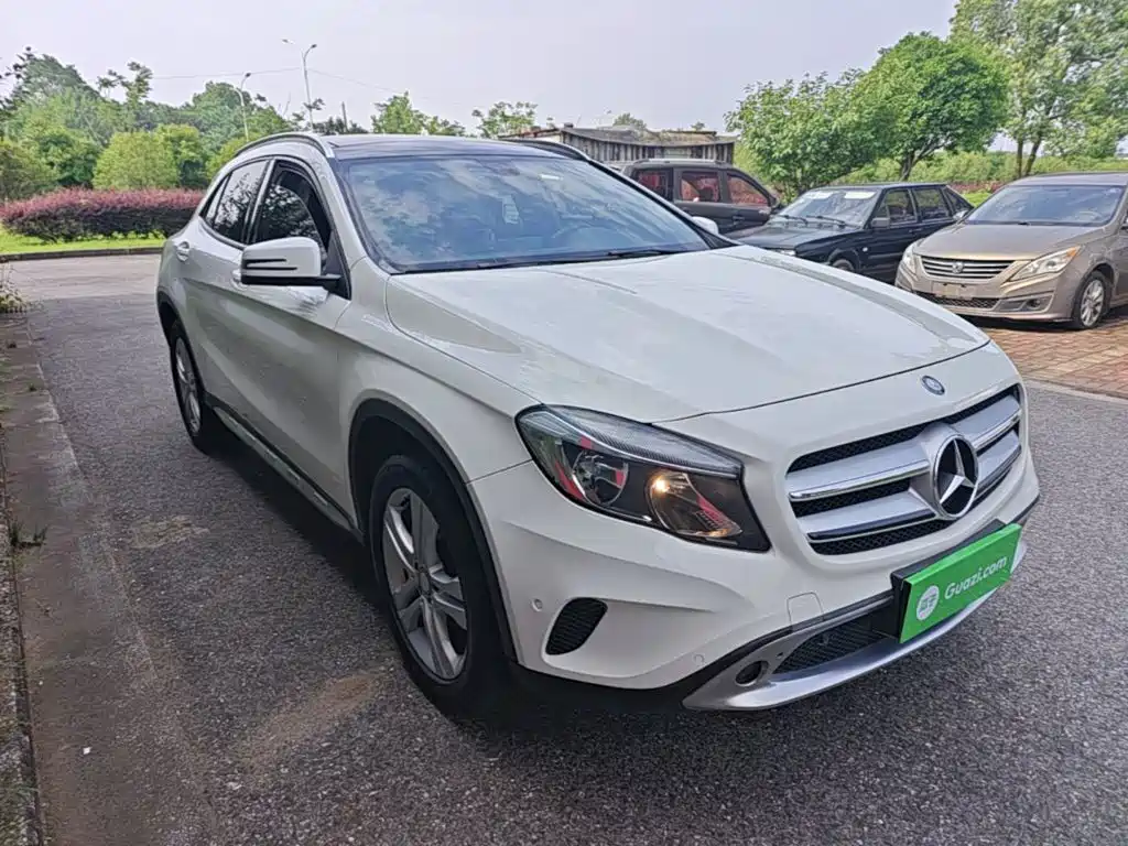 Mercedes-Benz GLA 2016
