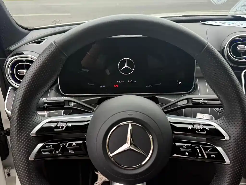 Mercedes-Benz C-Class 2024 — фото 16