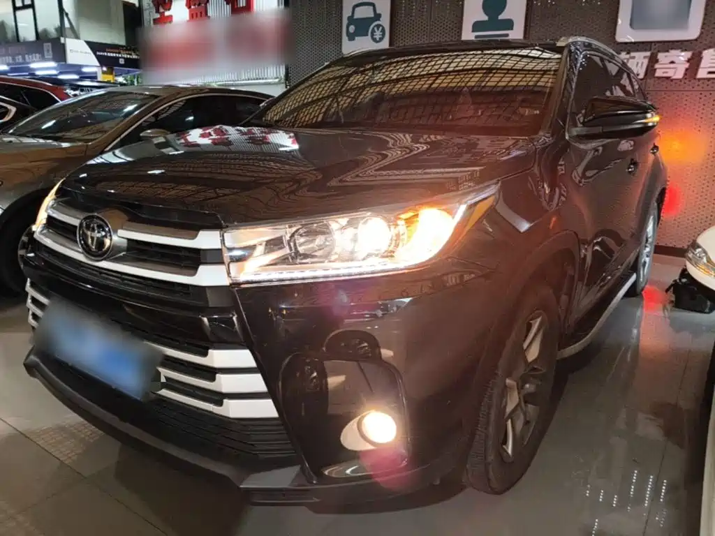 Toyota Highlander 2019 — фото 2
