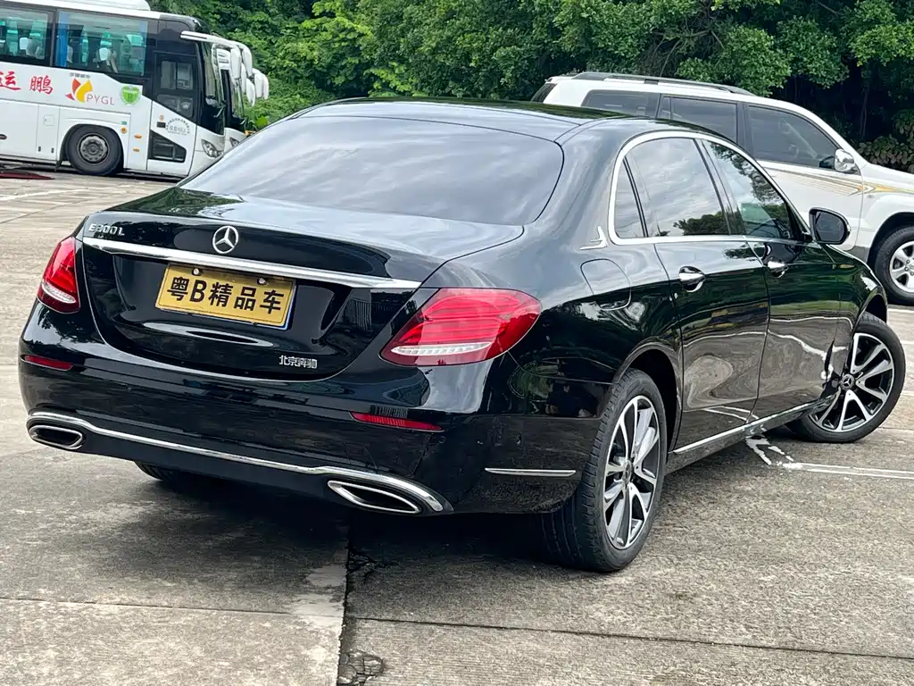 Mercedes-Benz E-Class 2018
