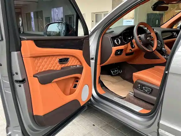 Bentley Bentayga 2022