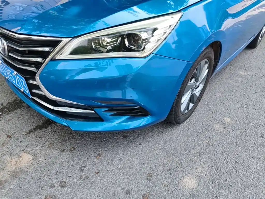 Changan Eado DT 2018 — фото 24