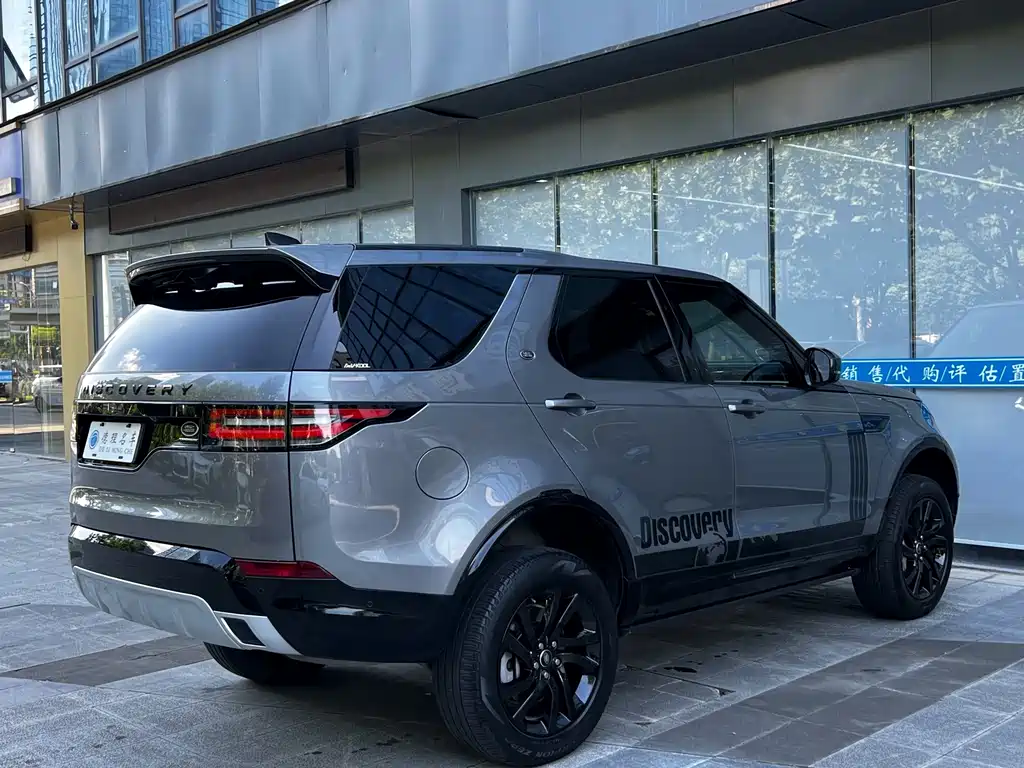 Land Rover Discovery 2020 — фото 16