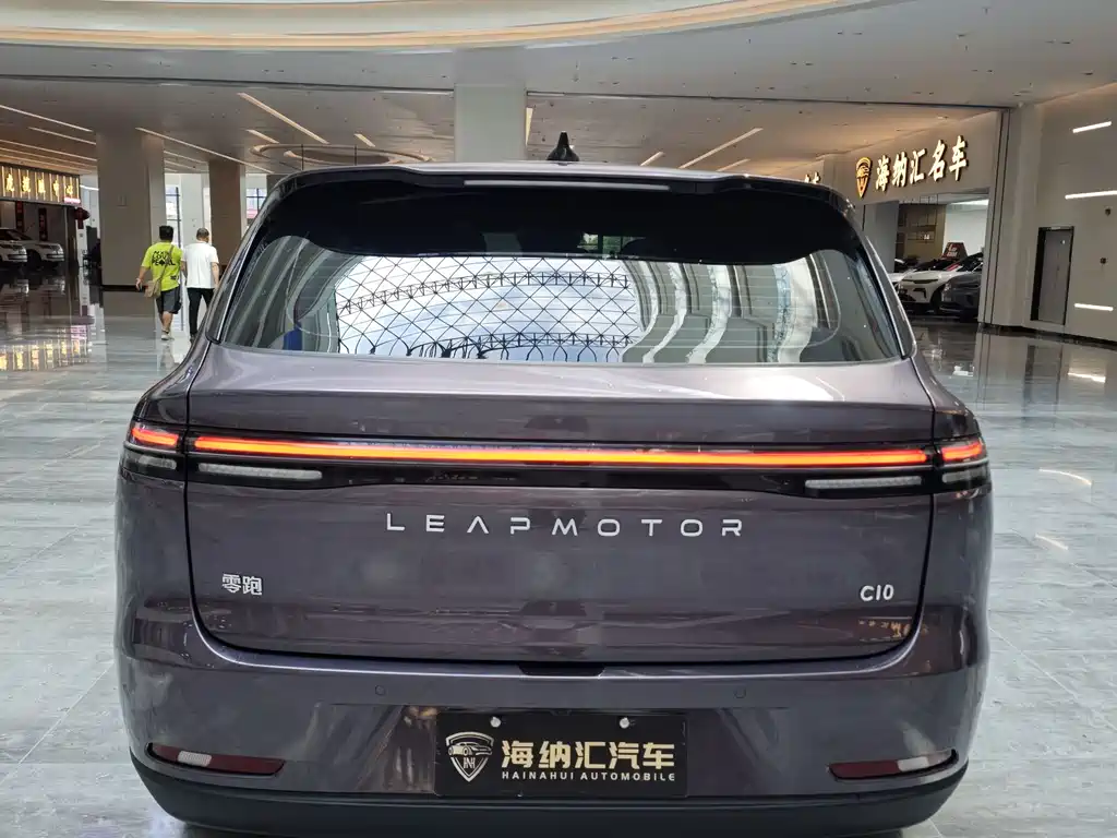 Leapmotor C10 2025 — фото 5