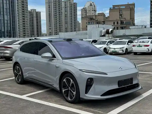 NIO ET5T 2025
