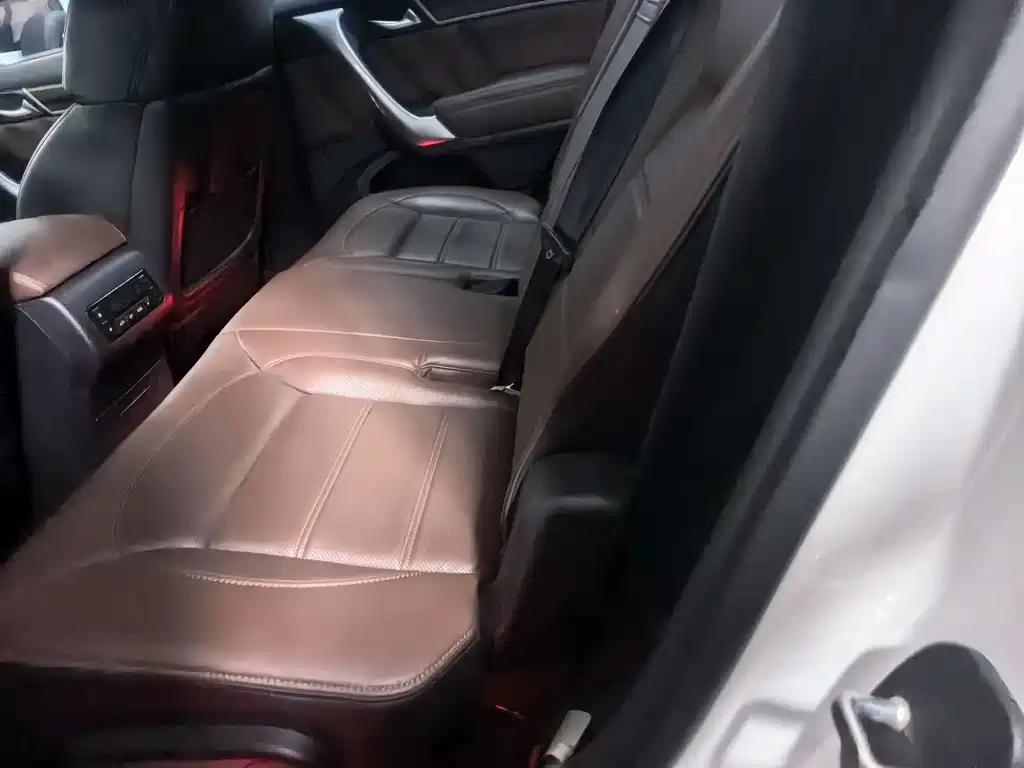 Haval H9 2018 — фото 10