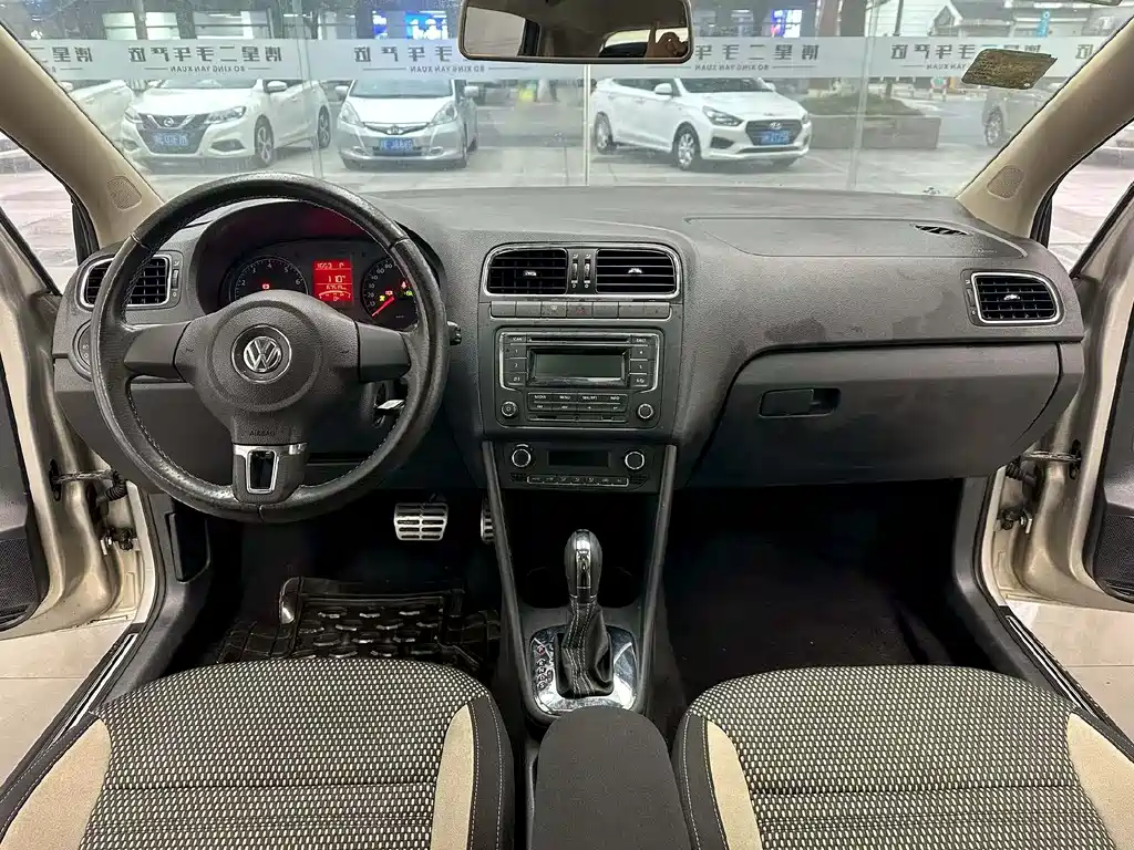 Volkswagen Polo 2012